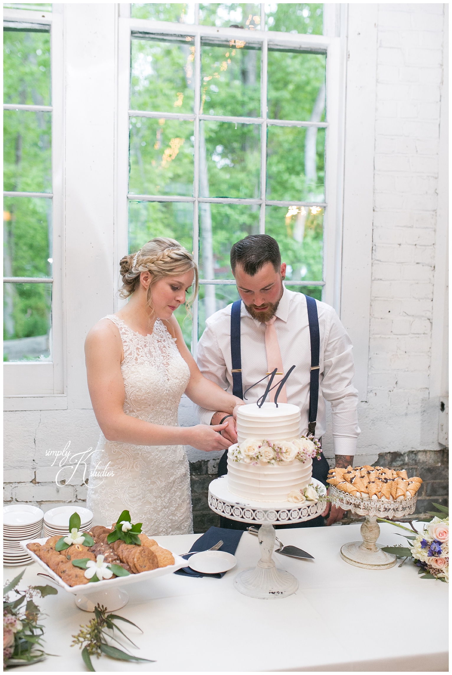 Cake Cutting at The Lace Factory.jpg