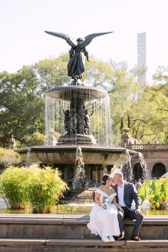 romantic nyc elopement moments at bethesda fountain