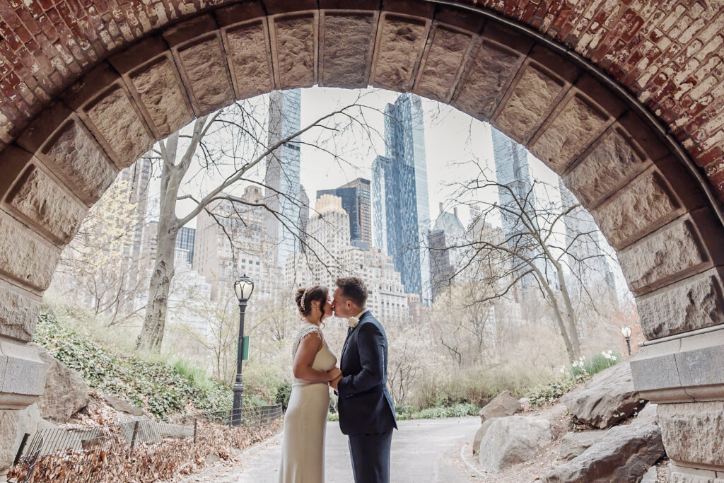 elopement ceremony at gapstow bridge, nyc